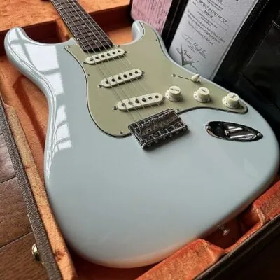 2023 fender custom shop ‘59 stratocaster time capsule - sonic blue